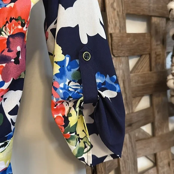 Yumi Kim Floral Navy Romper - Picture 8 of 8